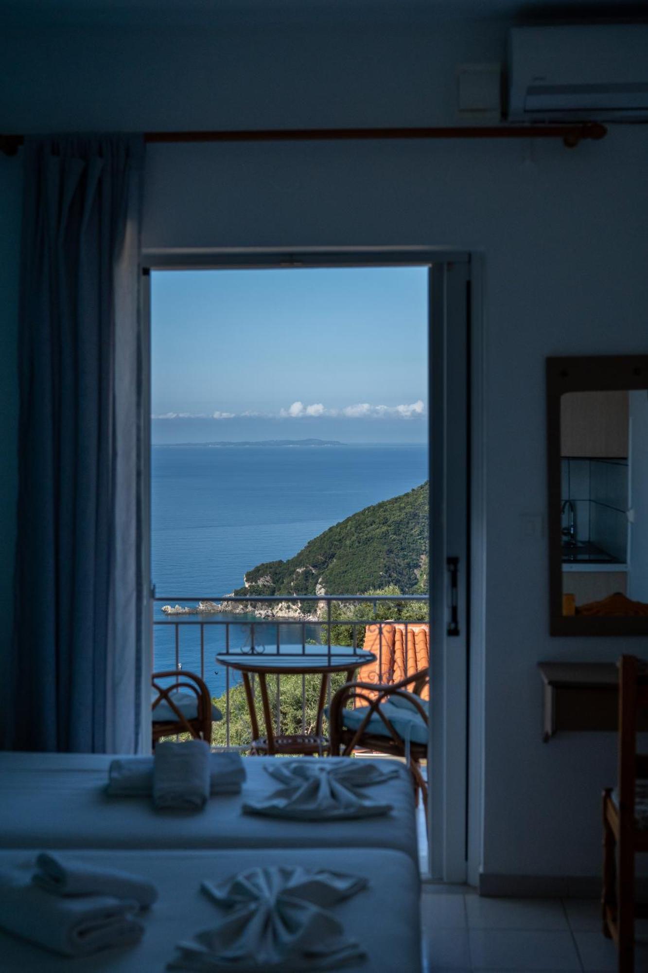 Elaia Modern Apartments Agia Kyriaki  Exterior photo