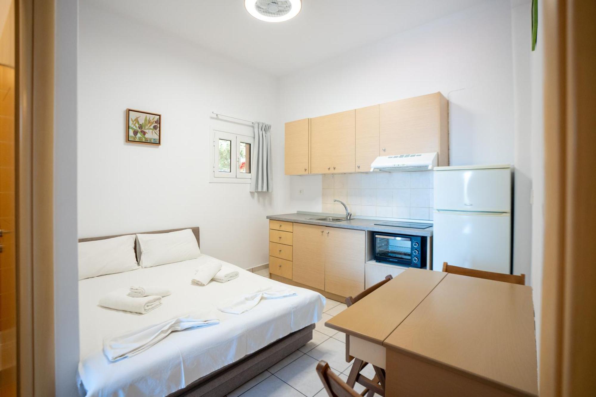 Elaia Modern Apartments Agia Kyriaki  Exterior photo