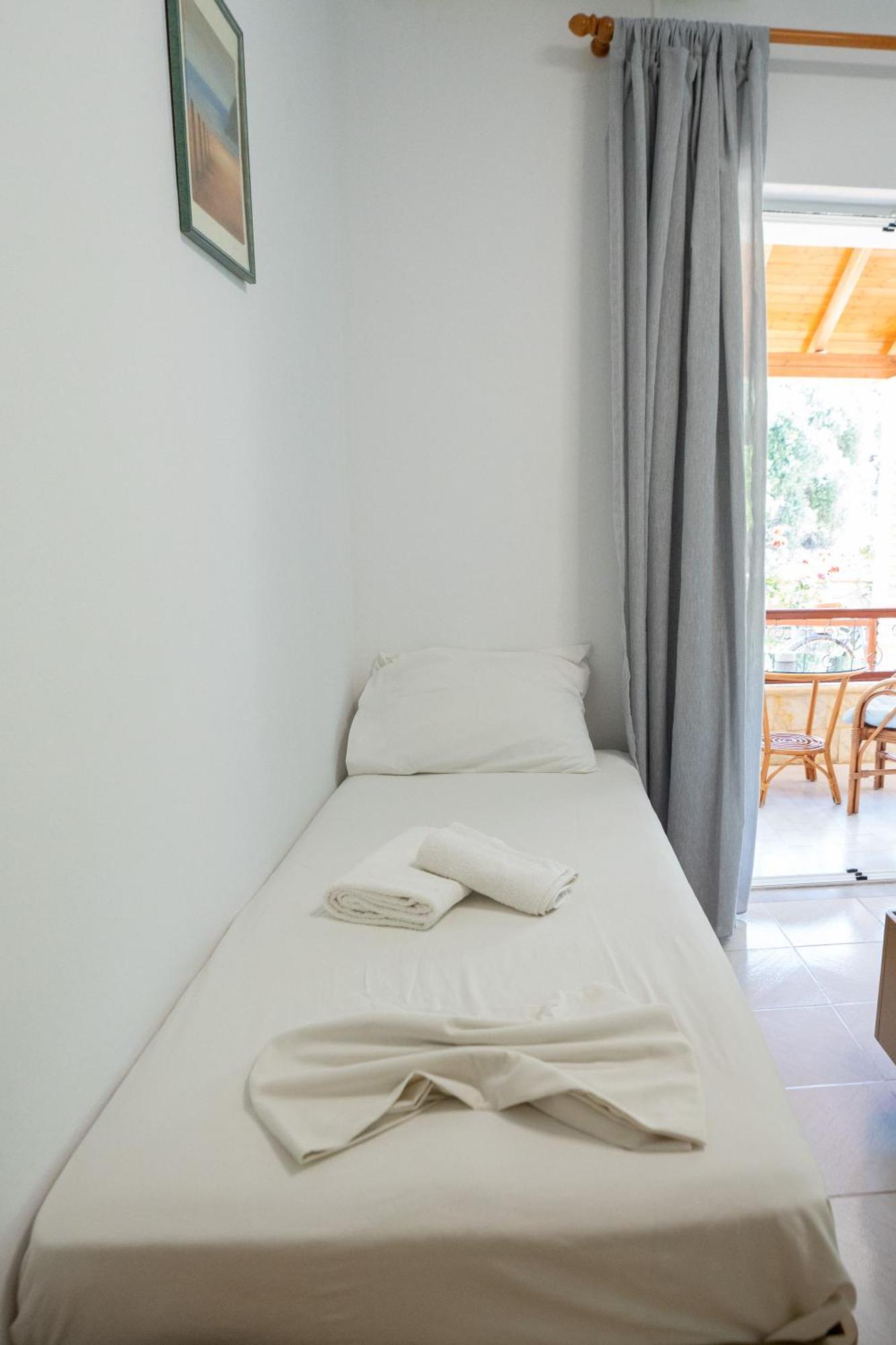 Elaia Modern Apartments Agia Kyriaki  Exterior photo